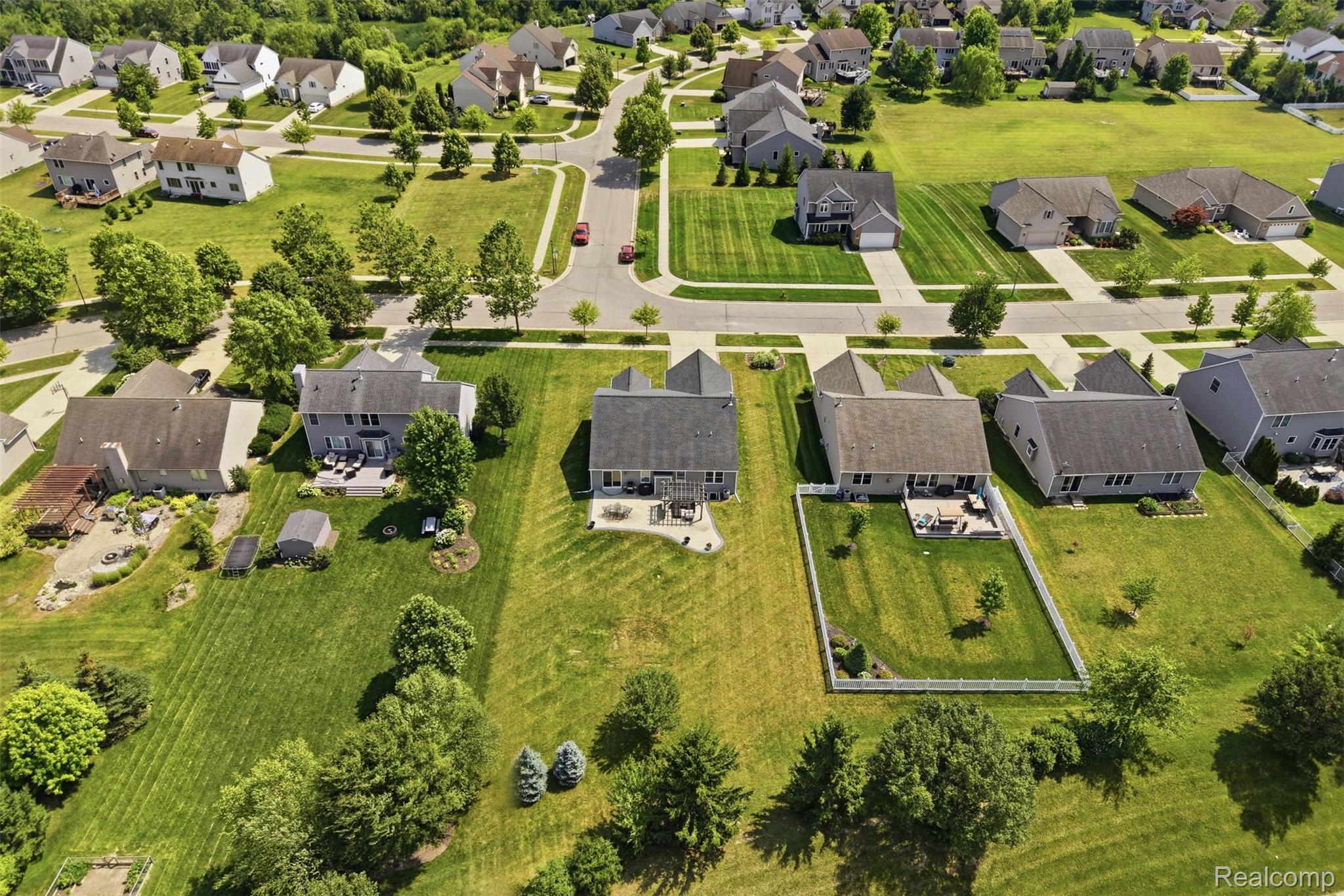 665 Marblewood Lane Property Photo 40