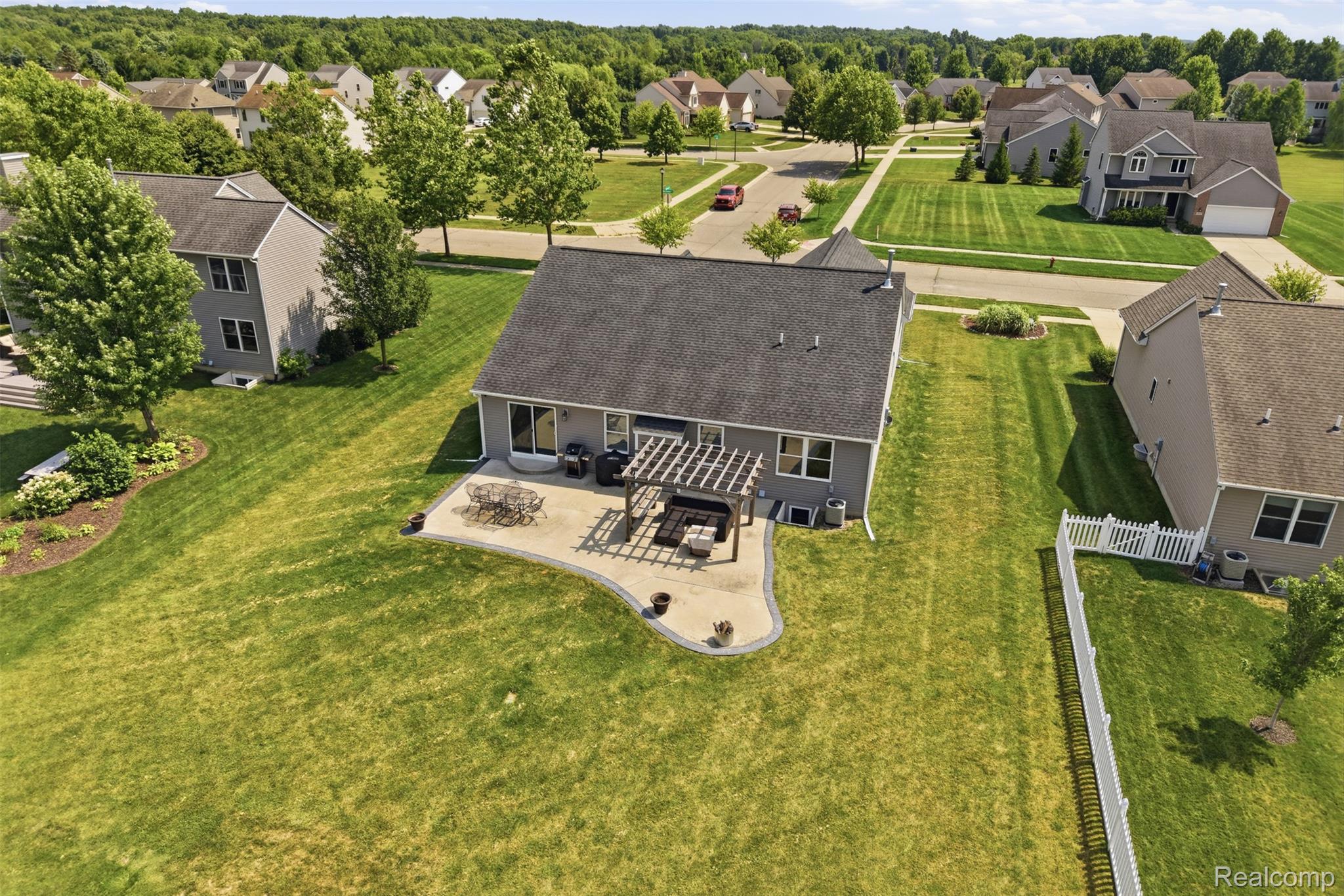 665 Marblewood Lane Property Photo 42
