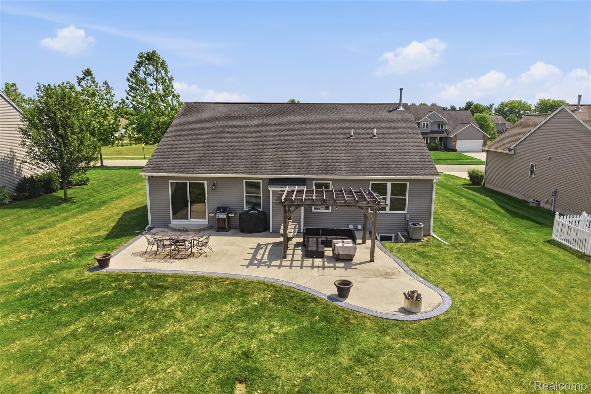 665 Marblewood Lane Property Photo 43