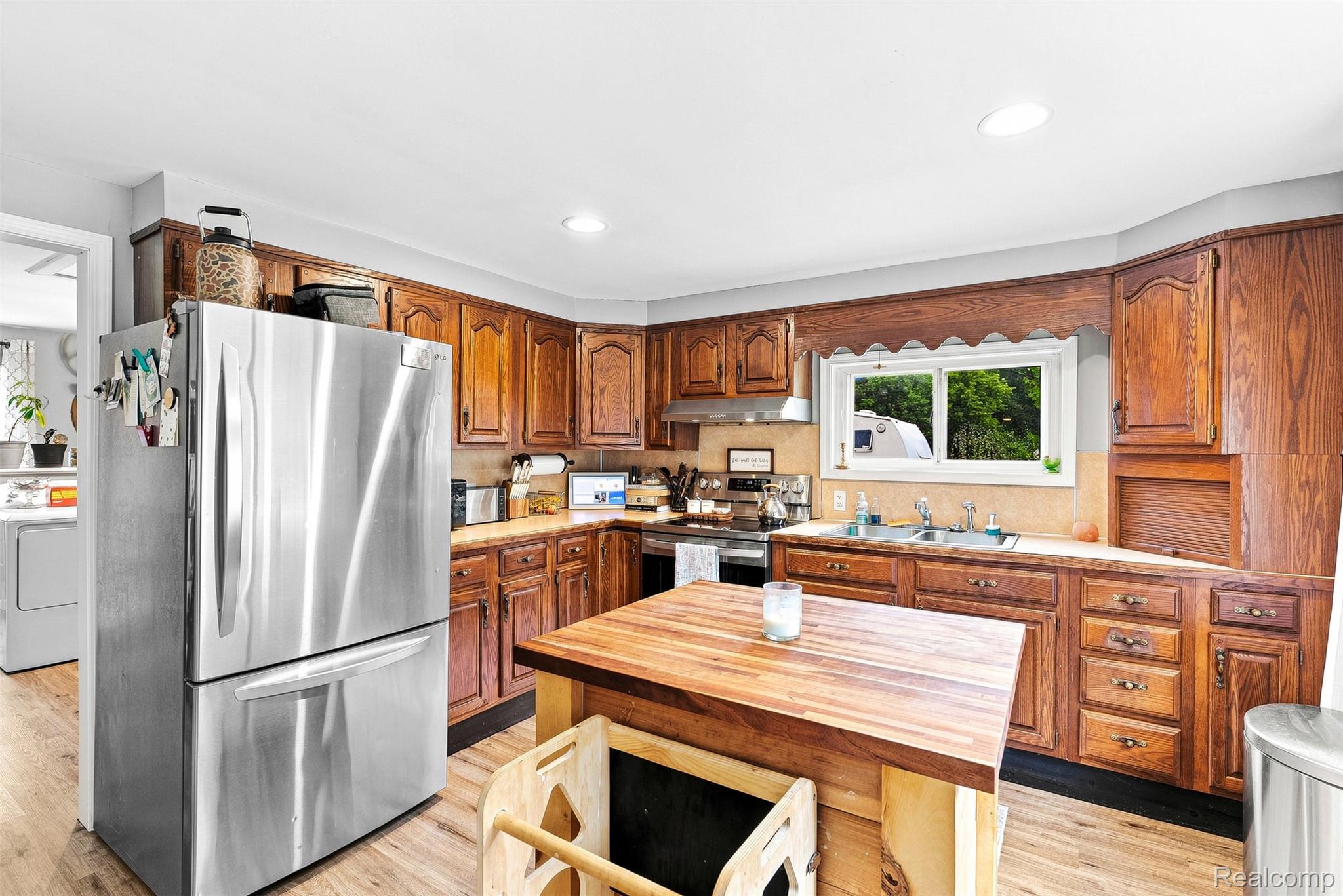 3319 Valentine Road Property Photo 13