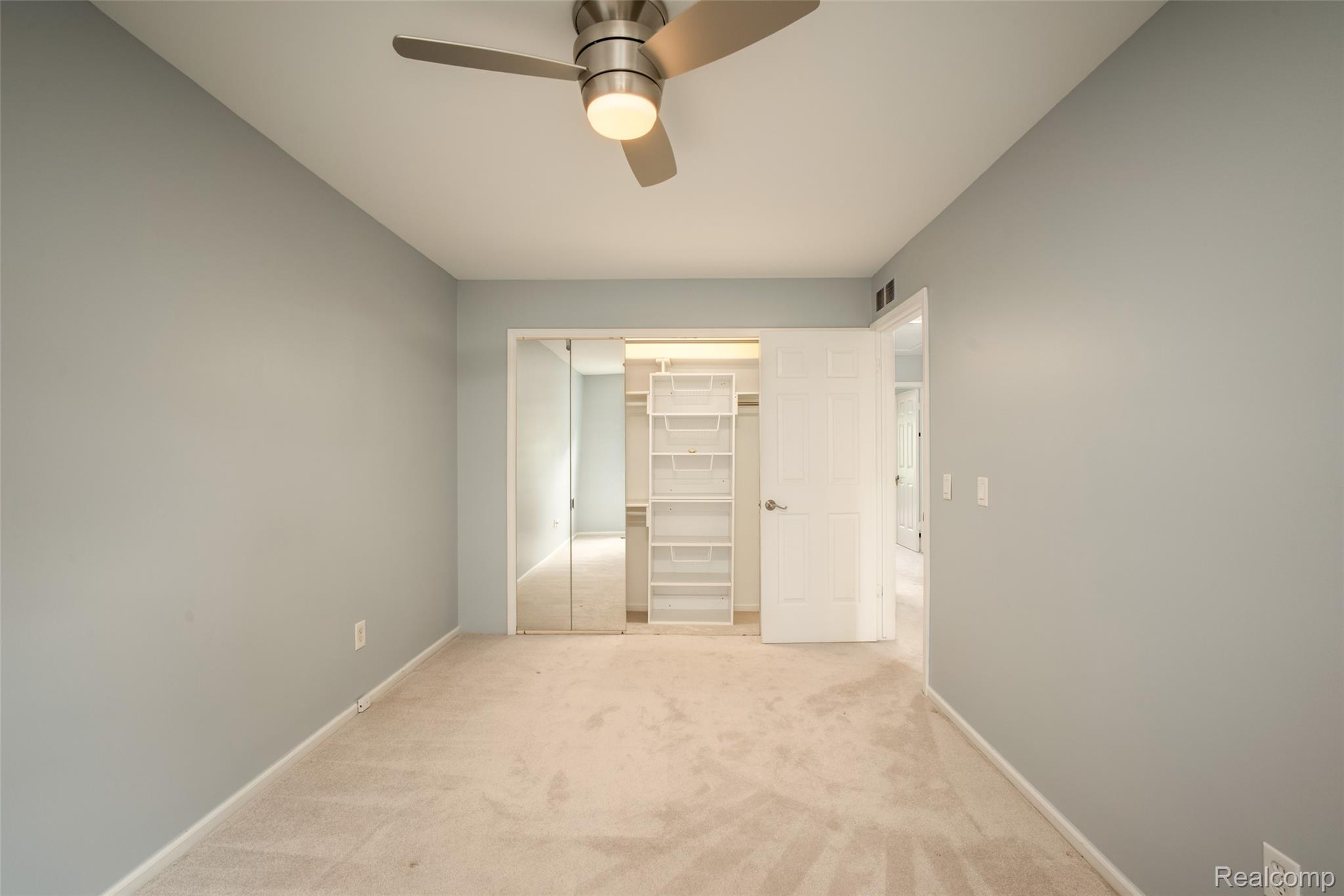 2689 Williamsburg Circle Property Photo 17