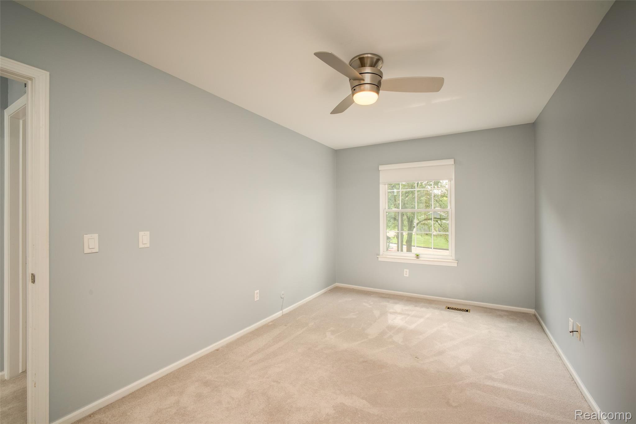 2689 Williamsburg Circle Property Photo 18