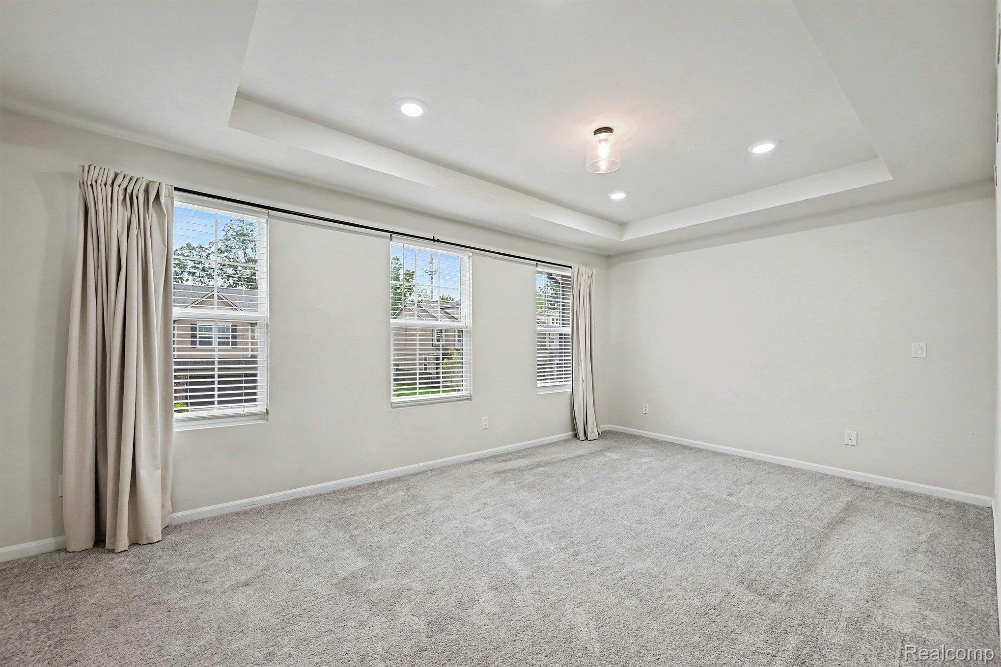 2298 Addison Circle Property Photo 14