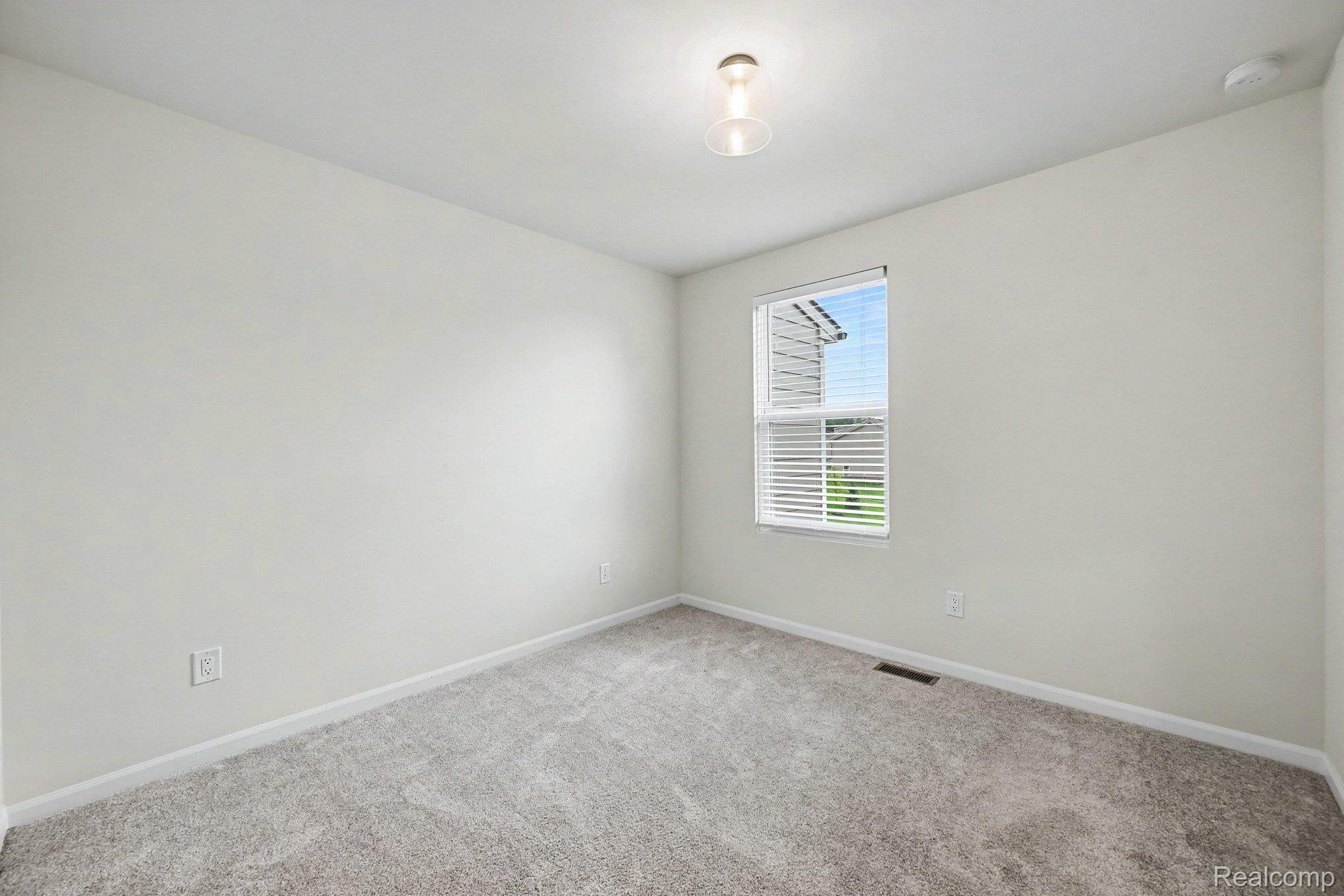 2298 Addison Circle Property Photo 18