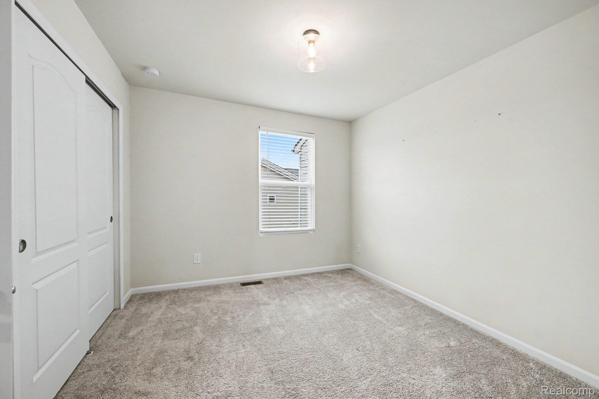 2298 Addison Circle Property Photo 19