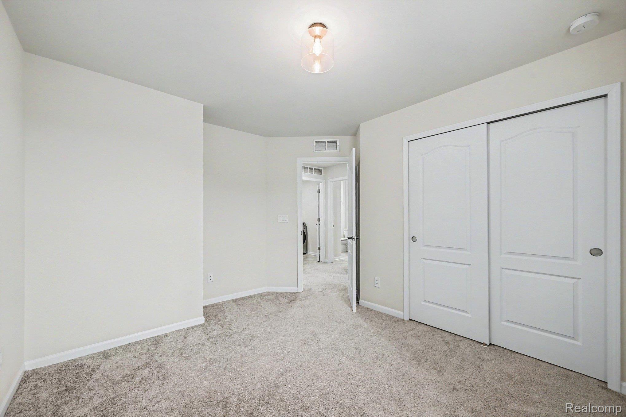 2298 Addison Circle Property Photo 20