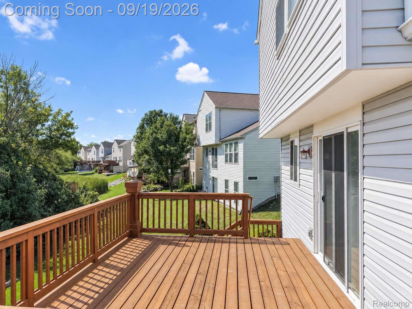 10065 Edgewater Trail Property Photo 11