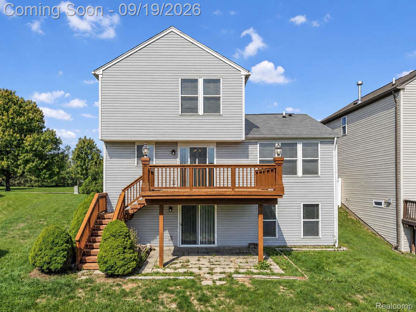10065 Edgewater Trail Property Photo 12
