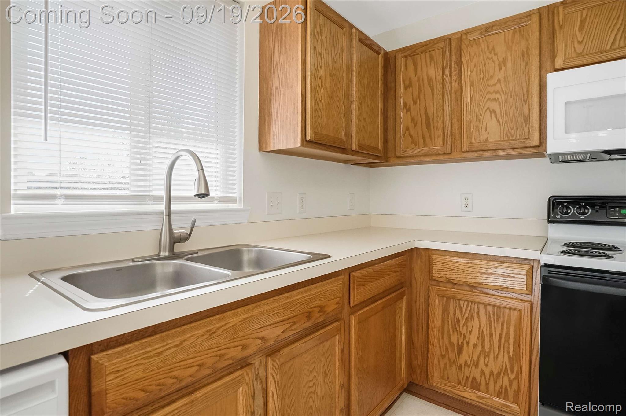 10065 Edgewater Trail Property Photo 23