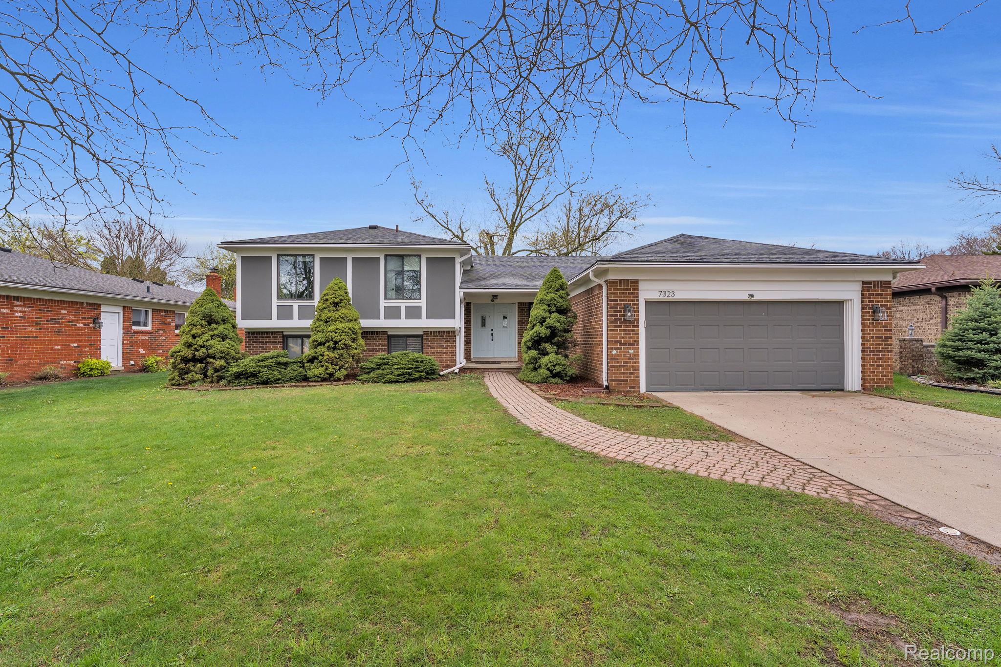 7323 Burgundy Street Property Photo 1