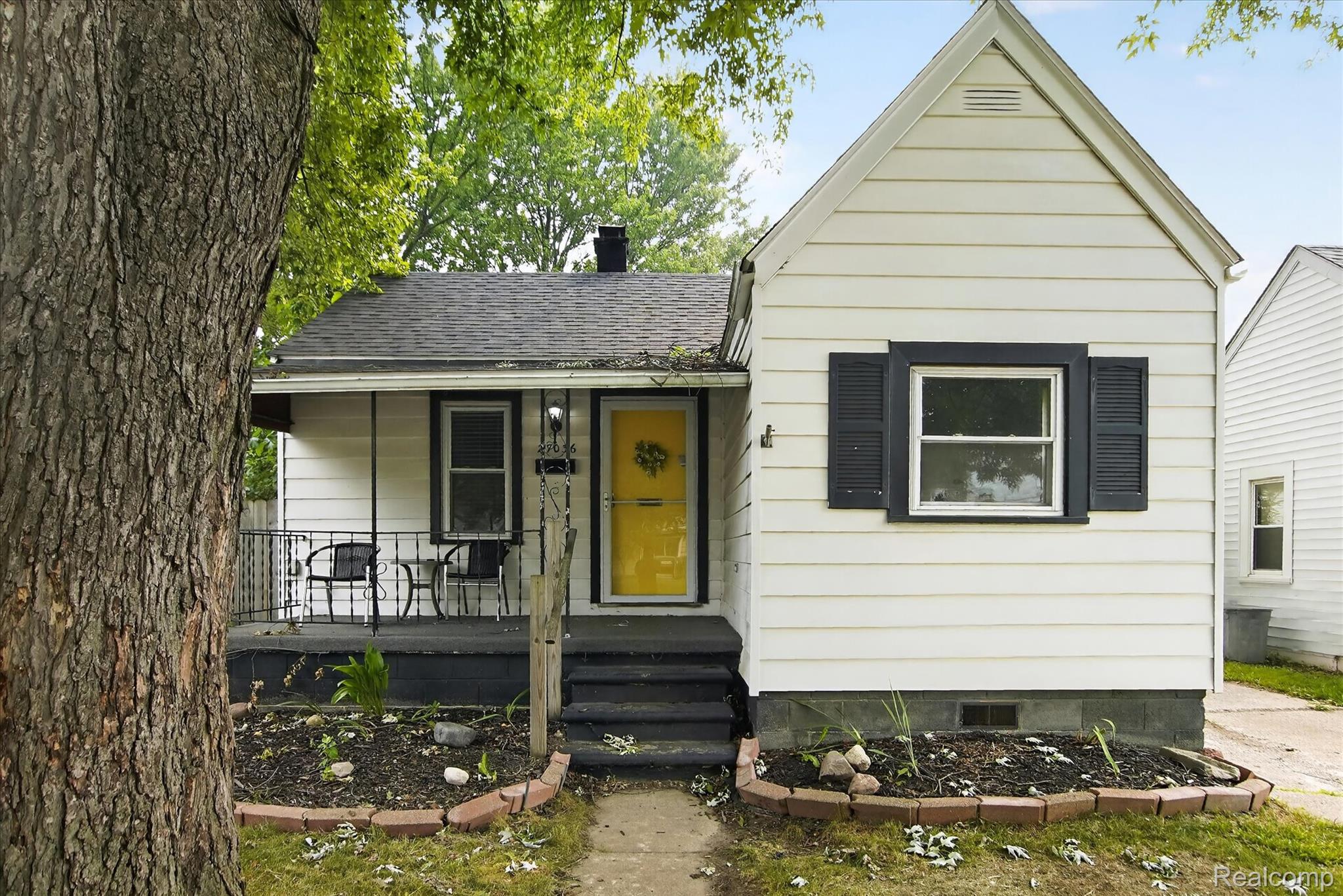 27036 Townley Street Property Photo 1