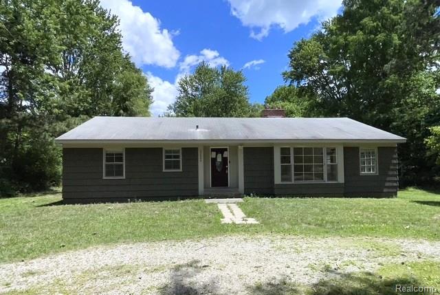 22806 Carleton Avenue Property Photo 1
