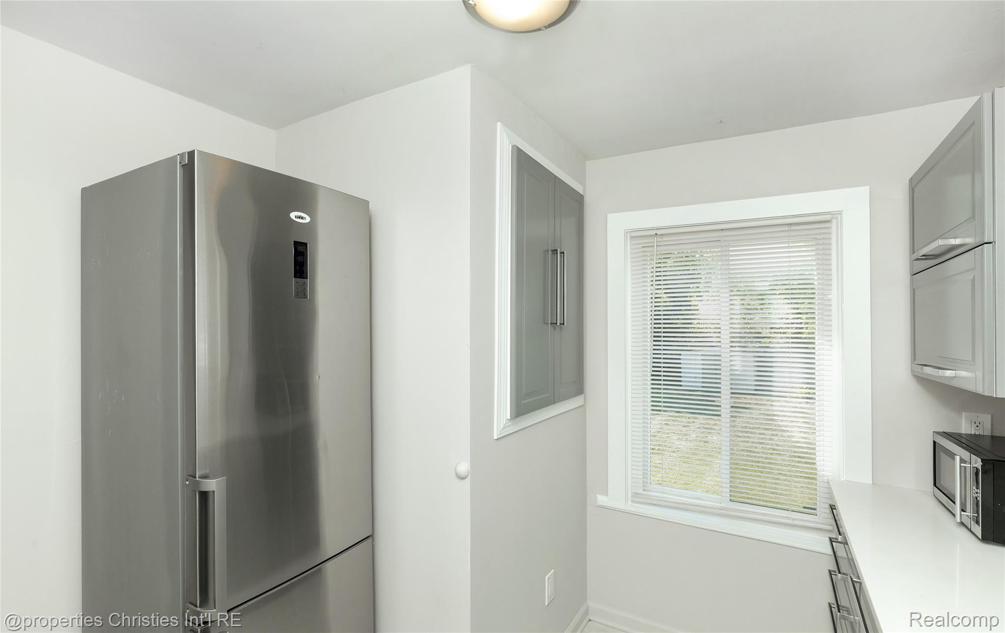 316 Spencer Street Property Photo 8