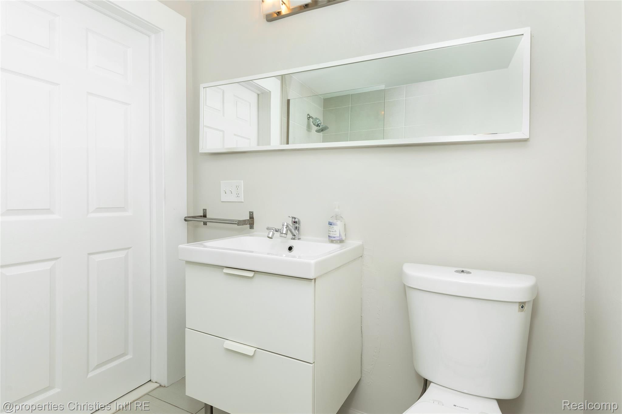 316 Spencer Street Property Photo 18