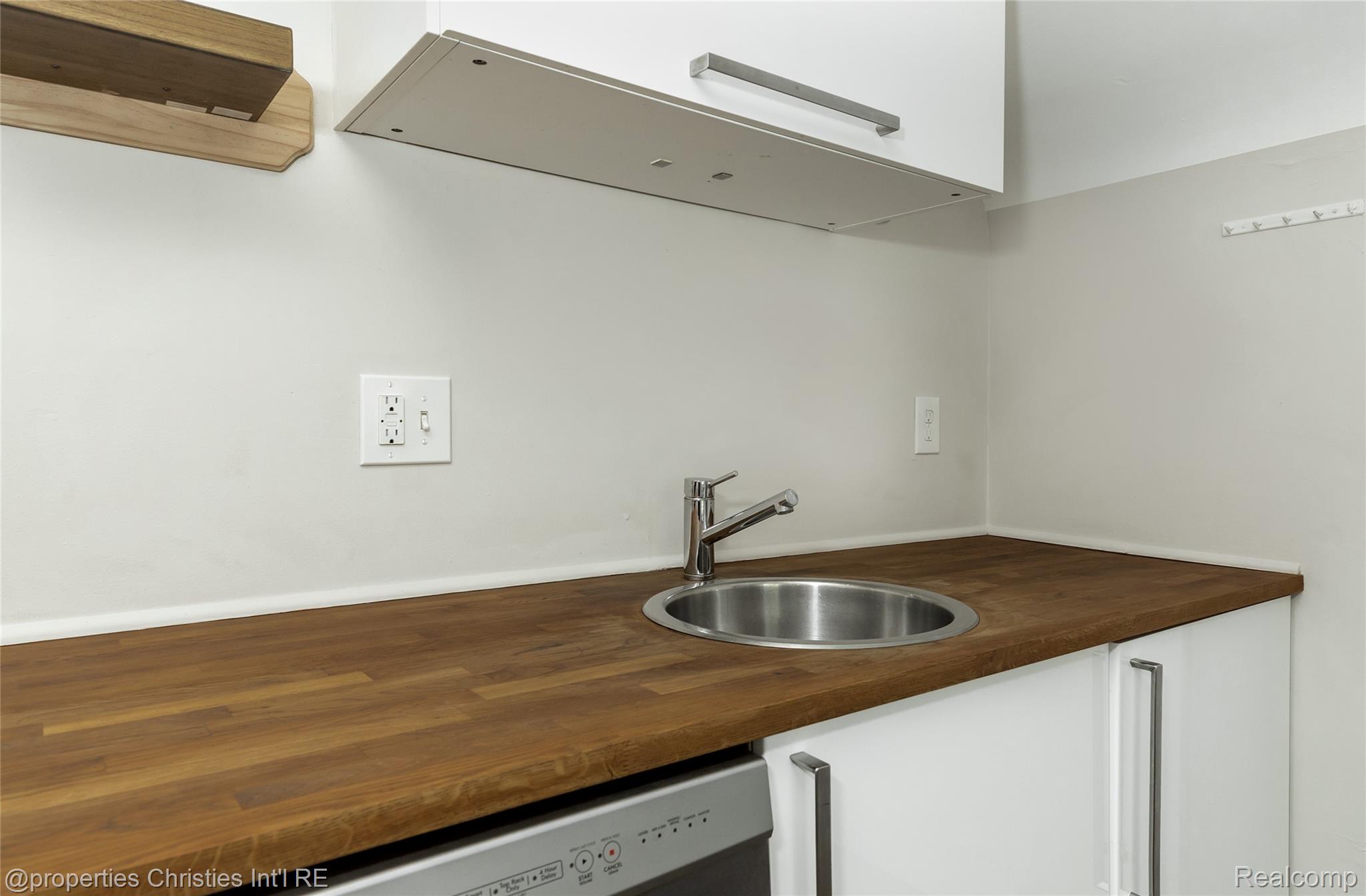 316 Spencer Street Property Photo 21