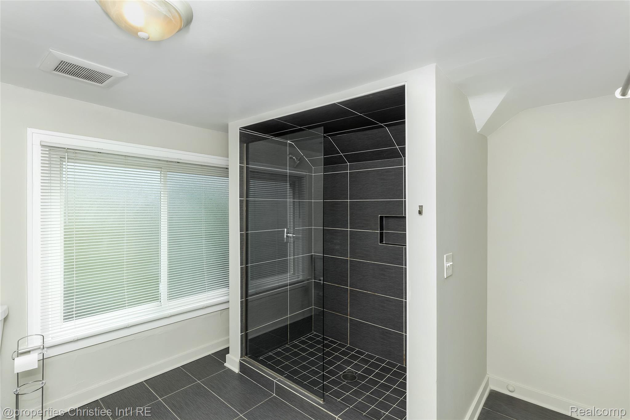 316 Spencer Street Property Photo 30