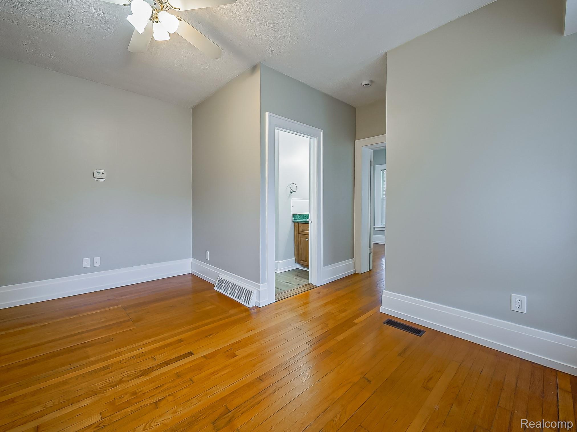 3160 Dixie Highway A Property Photo 6