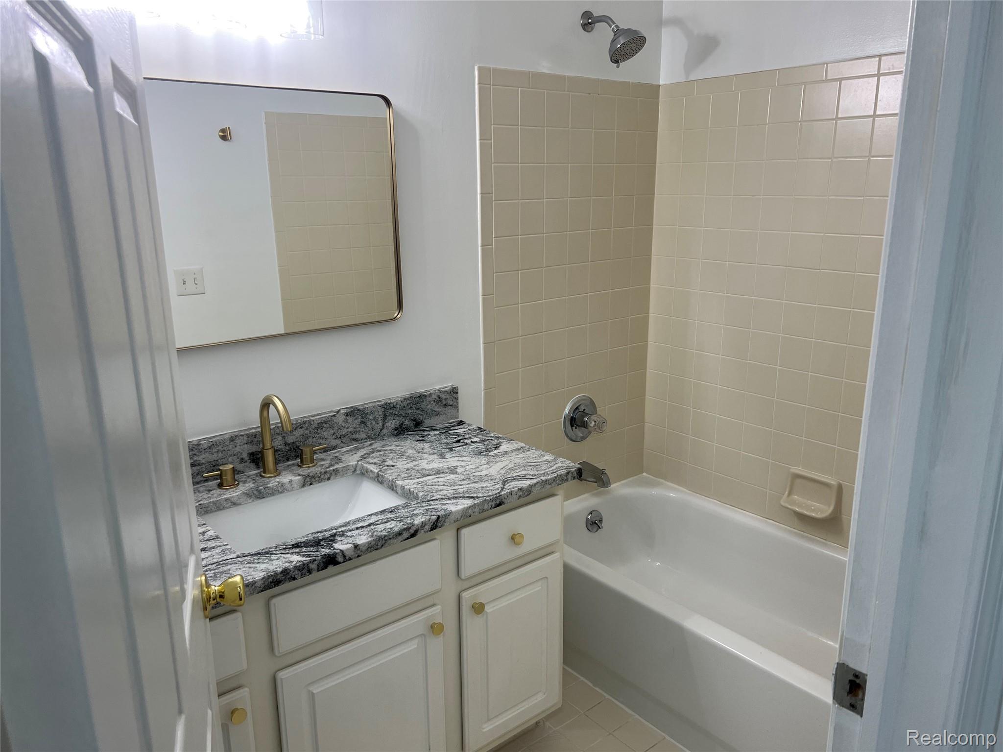 14516 Holborn Drive Property Photo 11