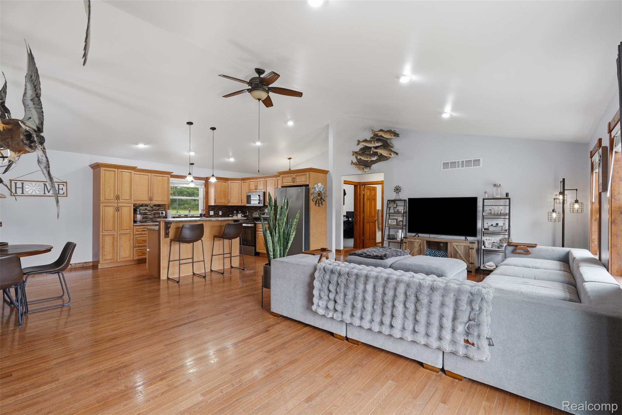 7433 Mabley Hill Road Property Photo 11