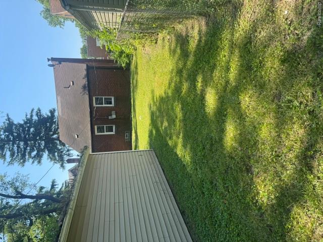 10006 Auburn Street Property Photo 2