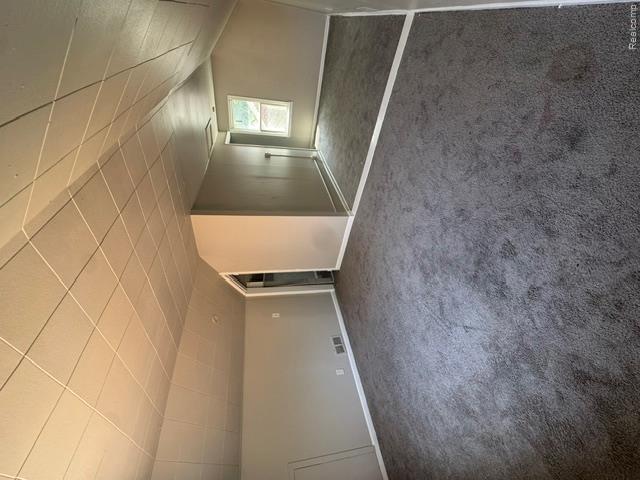 10006 Auburn Street Property Photo 11