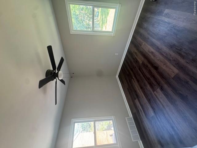 10006 Auburn Street Property Photo 14