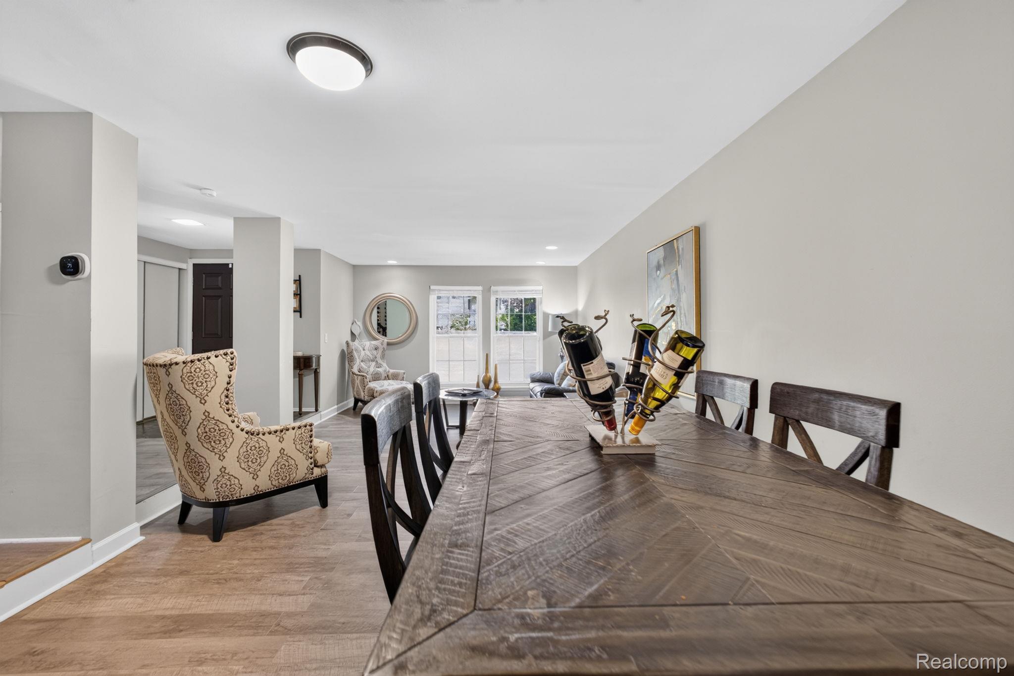 25184 Maplebrooke Drive Property Photo 10