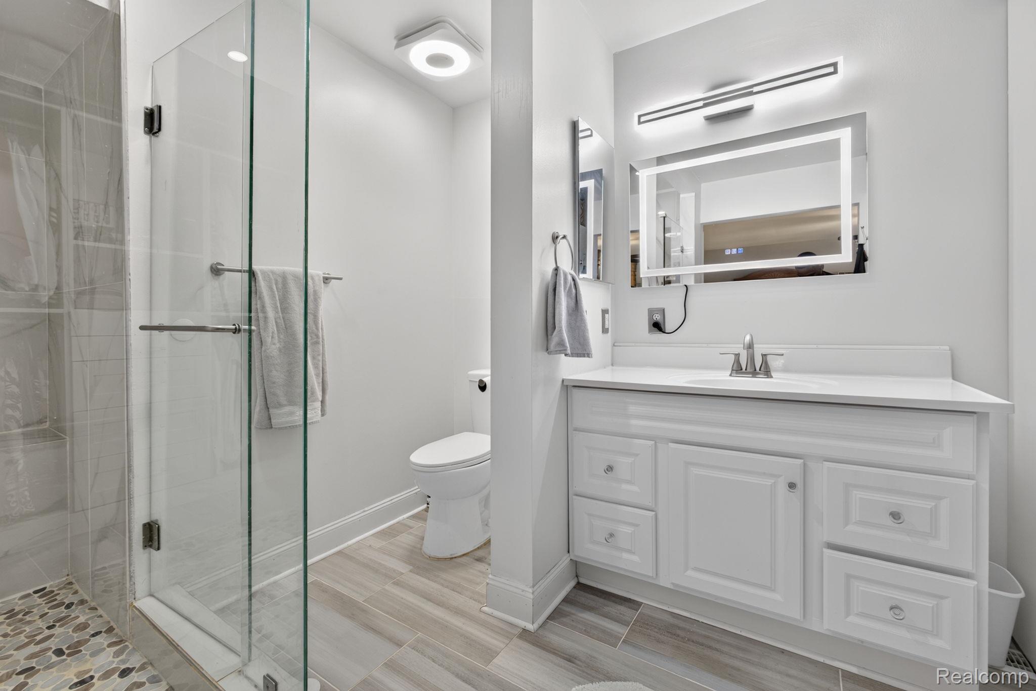25184 Maplebrooke Drive Property Photo 23