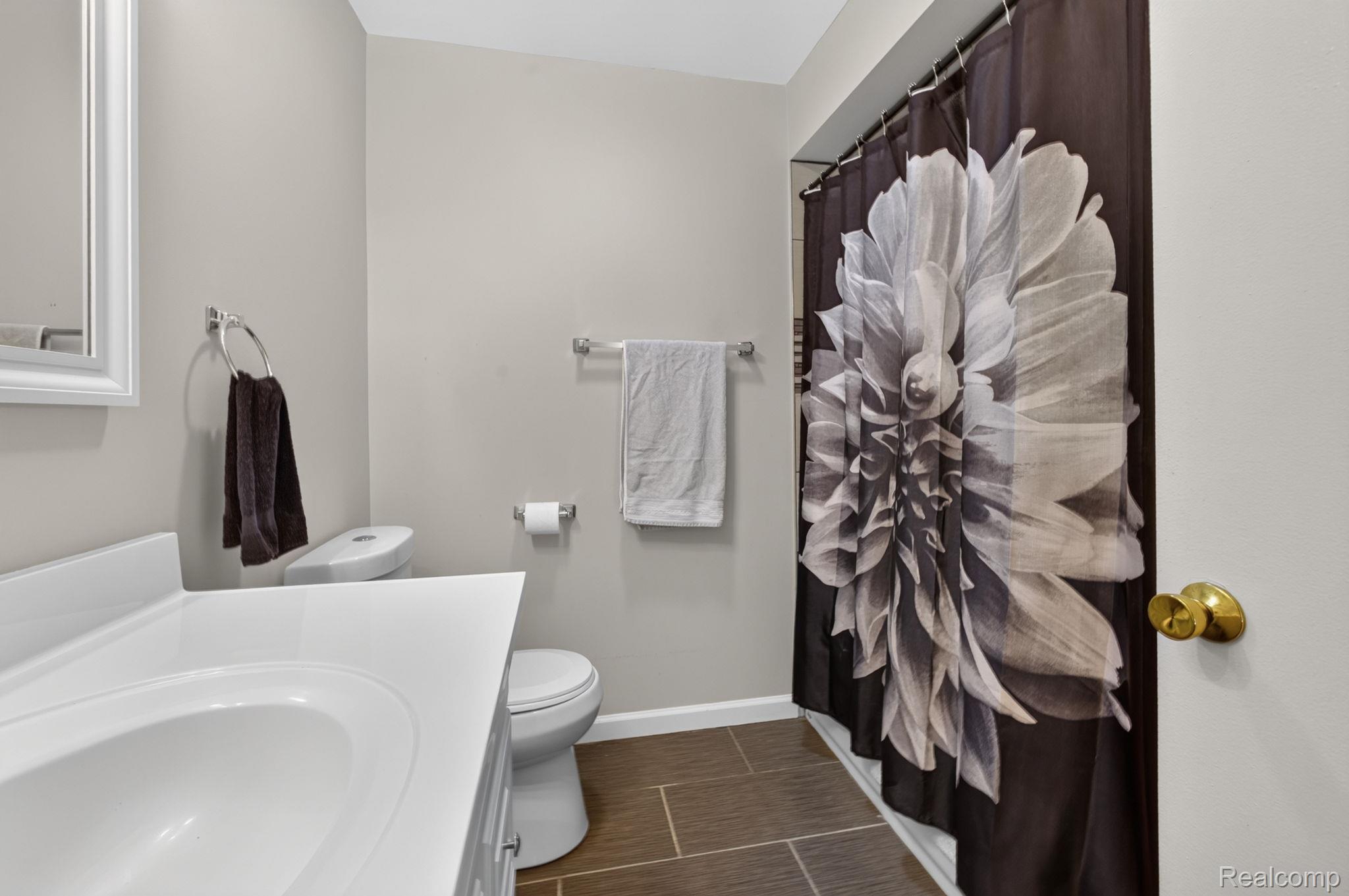 25184 Maplebrooke Drive Property Photo 28