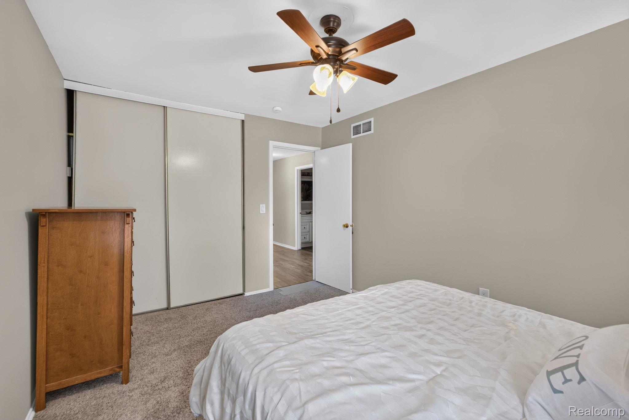 25184 Maplebrooke Drive Property Photo 32