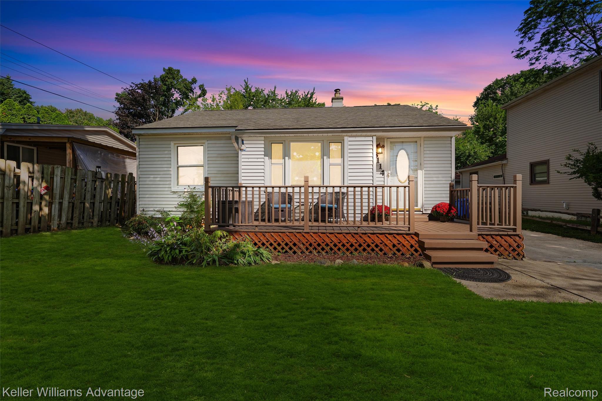 8114 Locklin Lane Property Photo 1