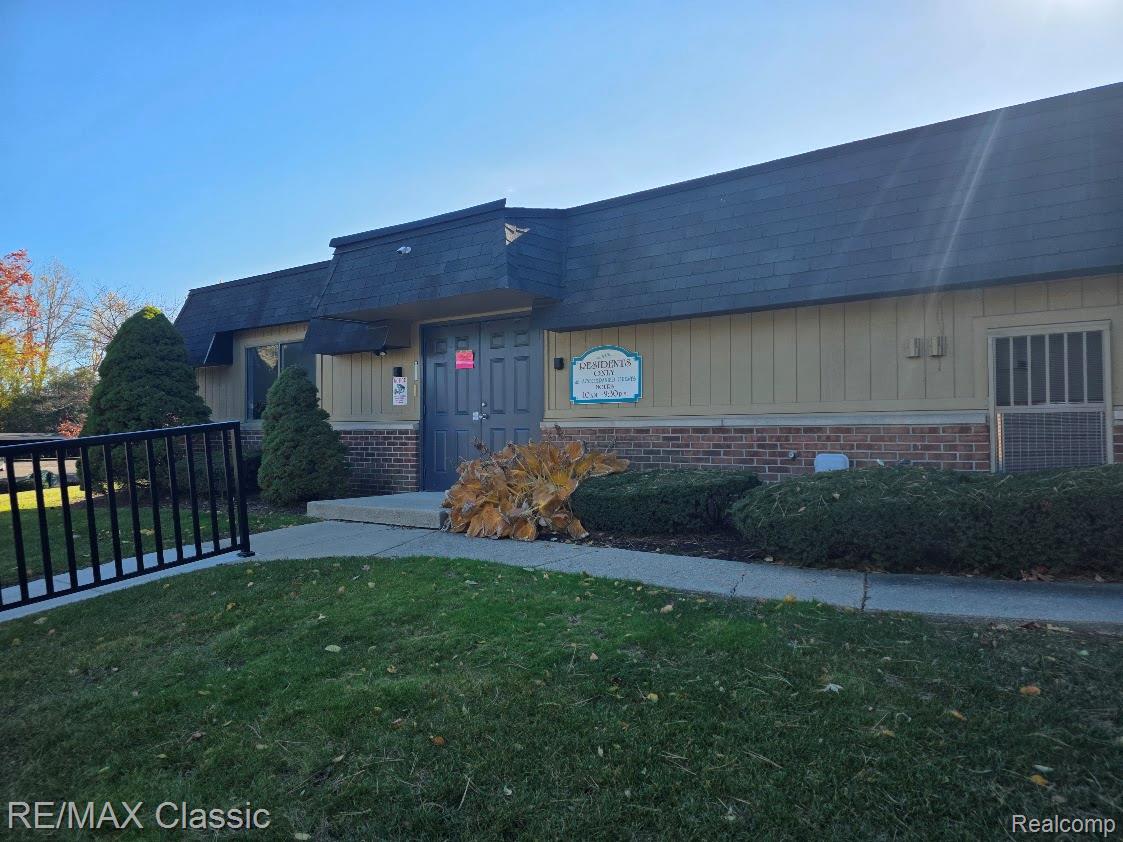 1806 S Hill Boulevard Property Photo 27