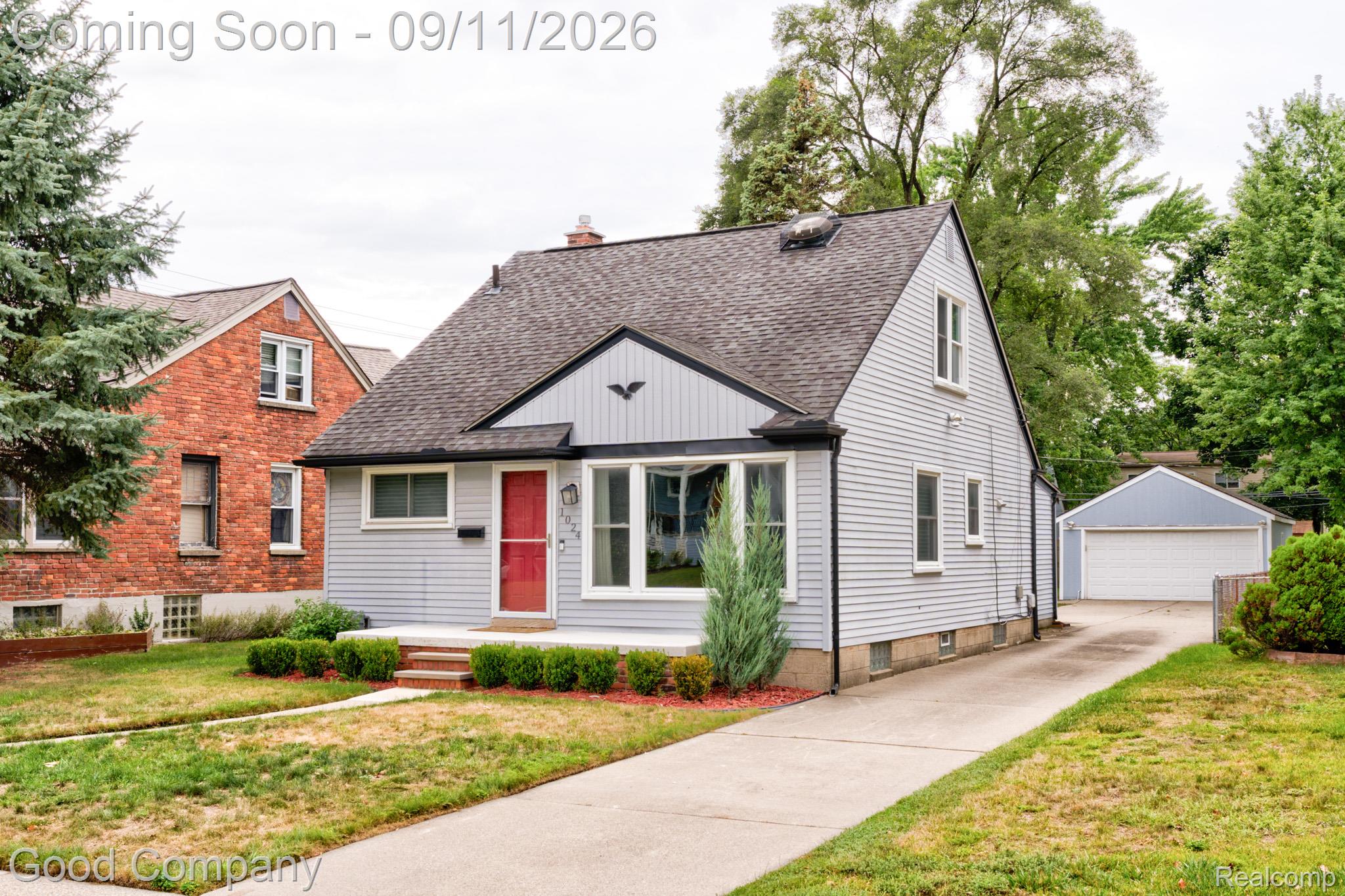 1024 Wyandotte Avenue Property Photo 1