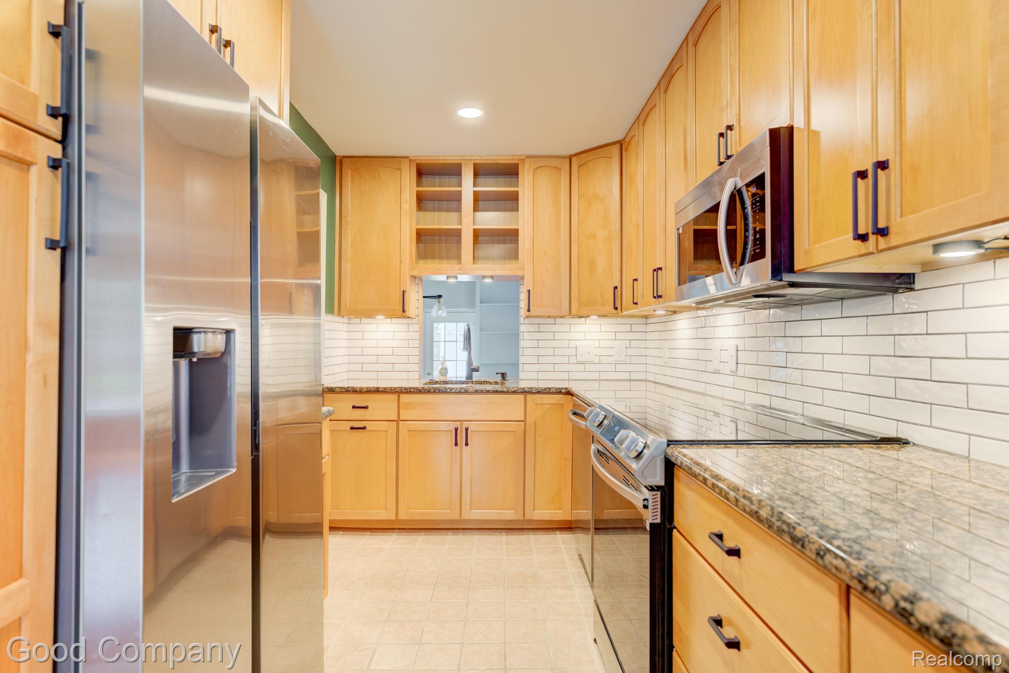 1024 Wyandotte Avenue Property Photo 10
