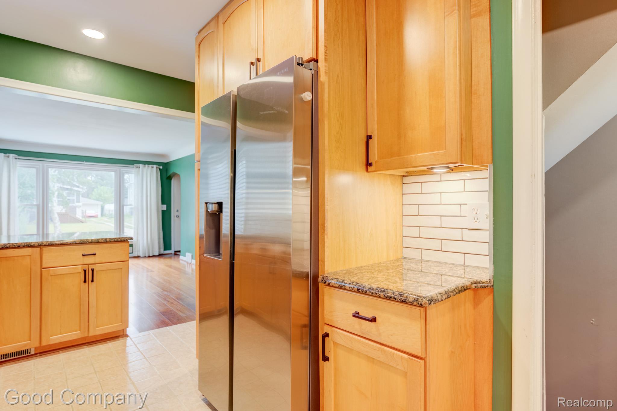 1024 Wyandotte Avenue Property Photo 12