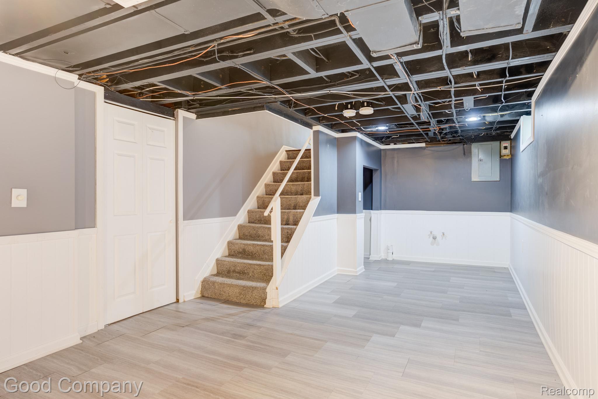 1024 Wyandotte Avenue Property Photo 38