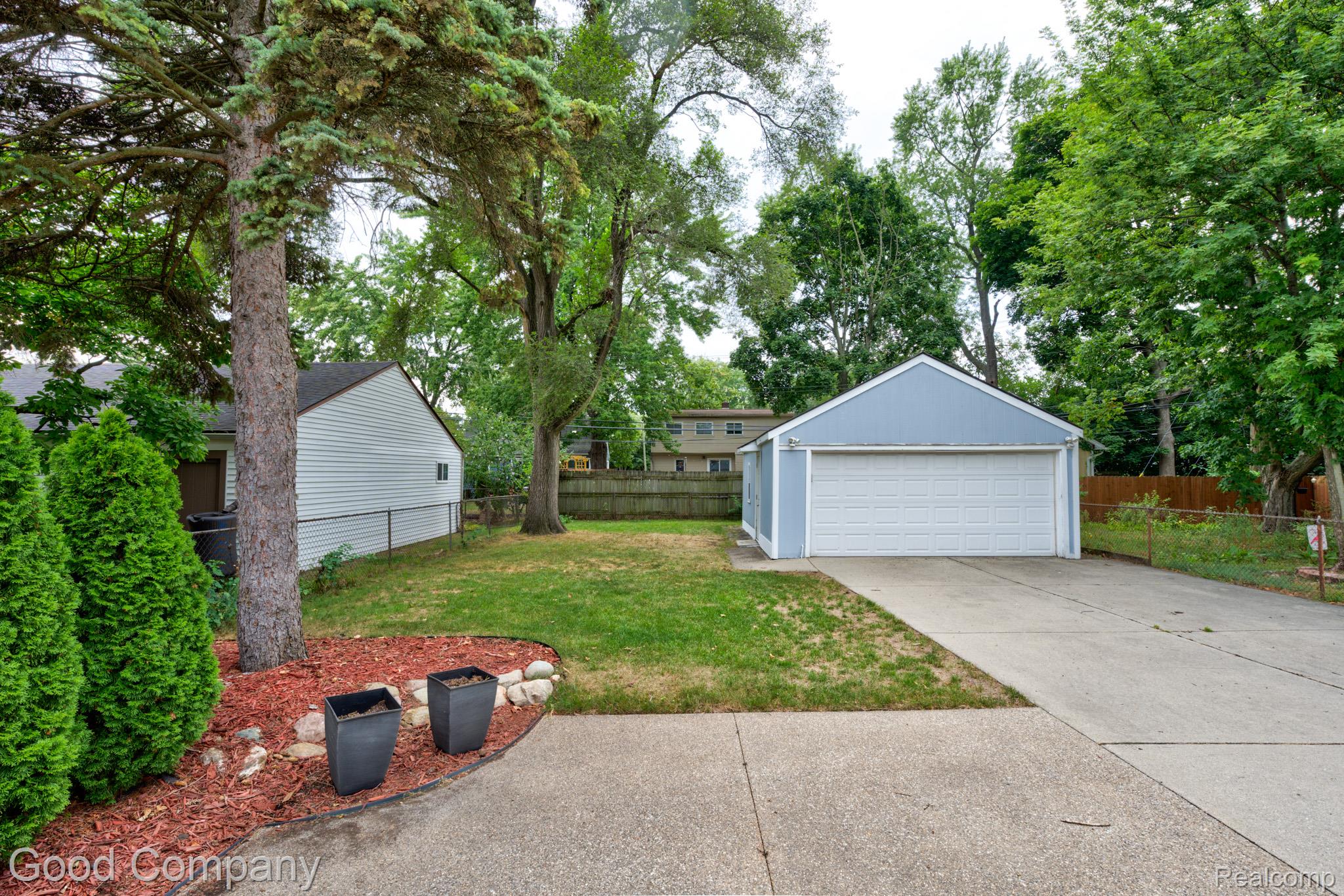 1024 Wyandotte Avenue Property Photo 43