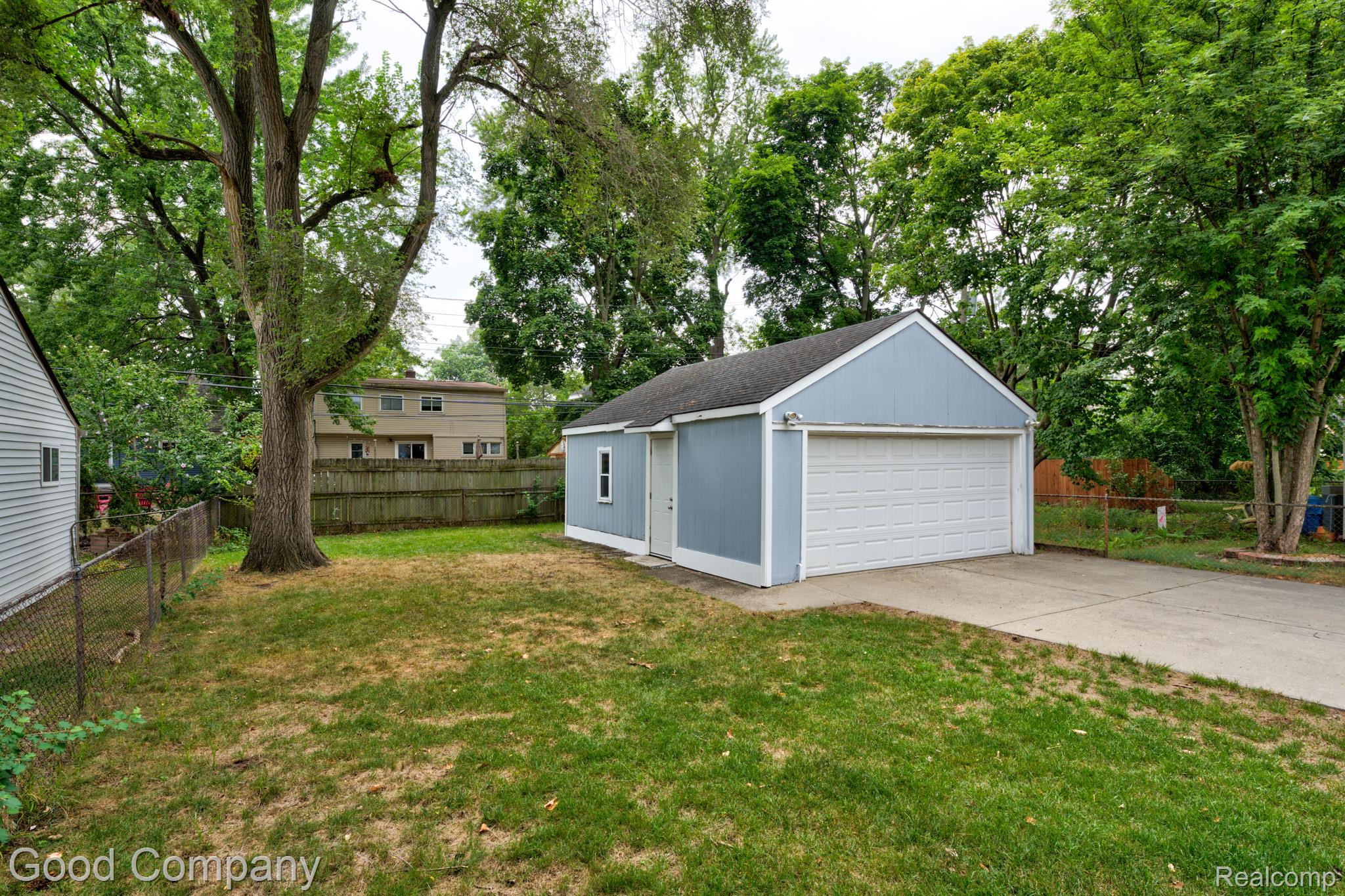 1024 Wyandotte Avenue Property Photo 44