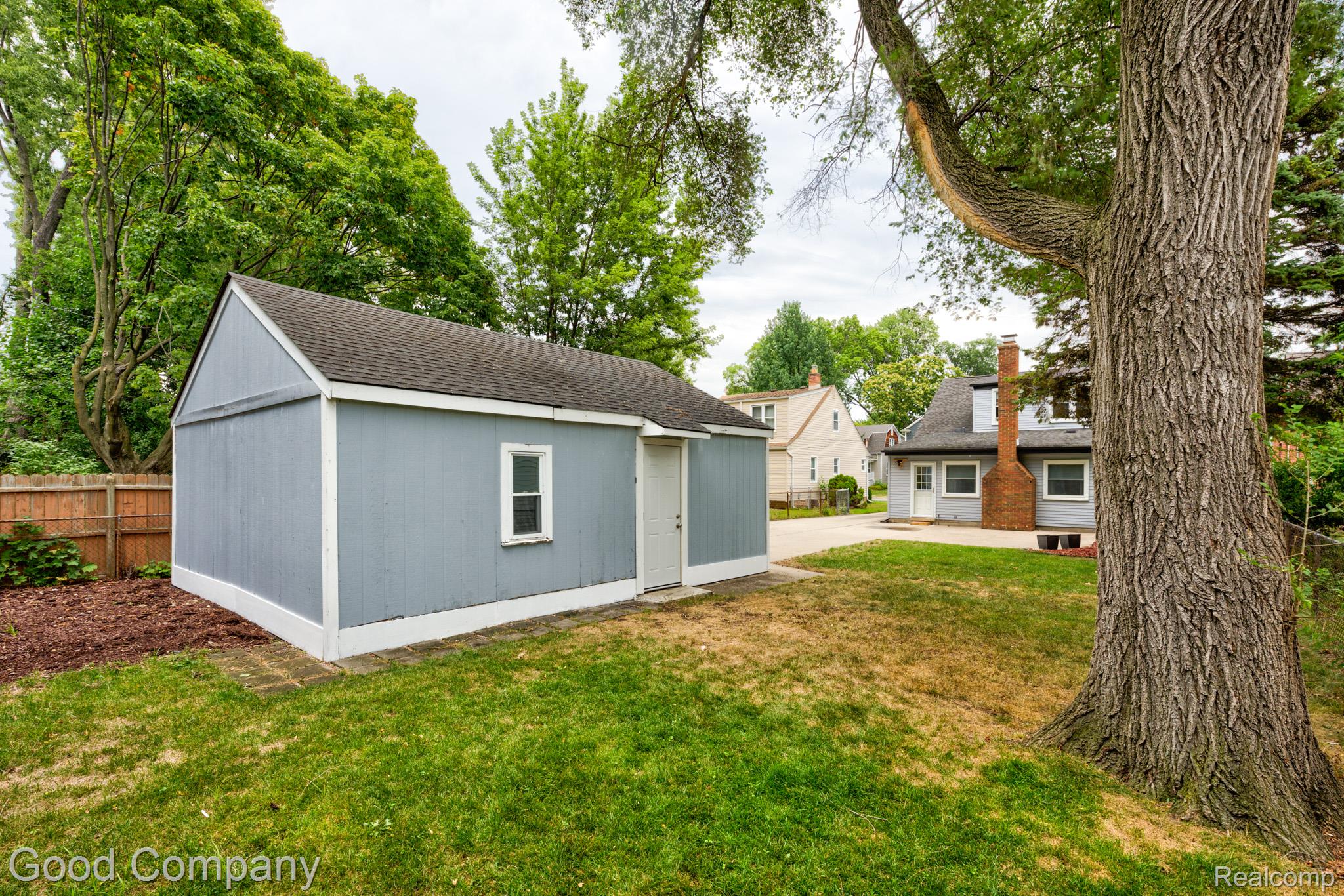 1024 Wyandotte Avenue Property Photo 45