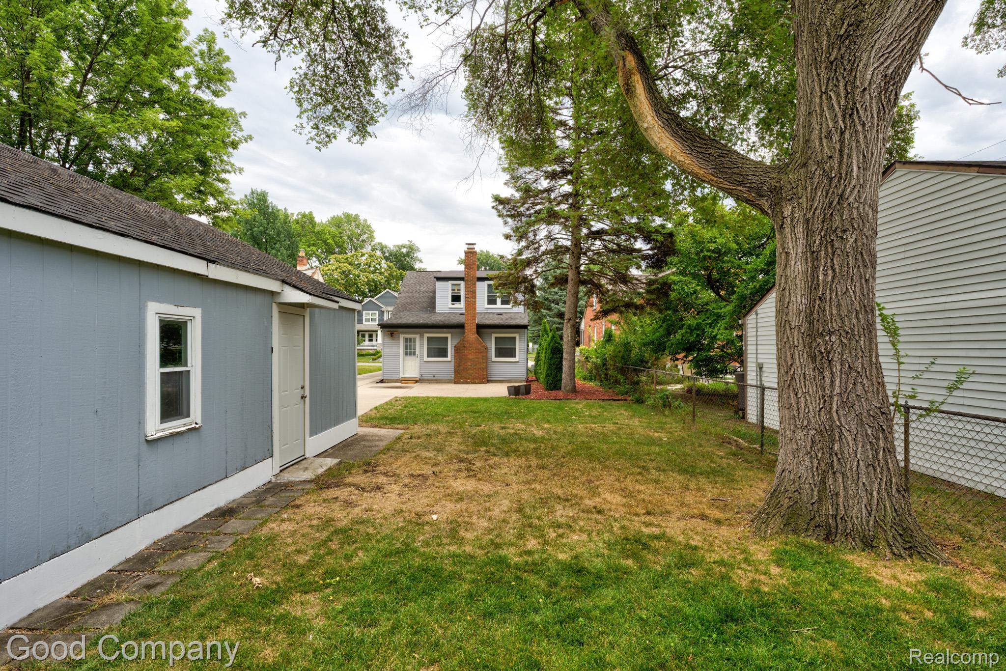 1024 Wyandotte Avenue Property Photo 47