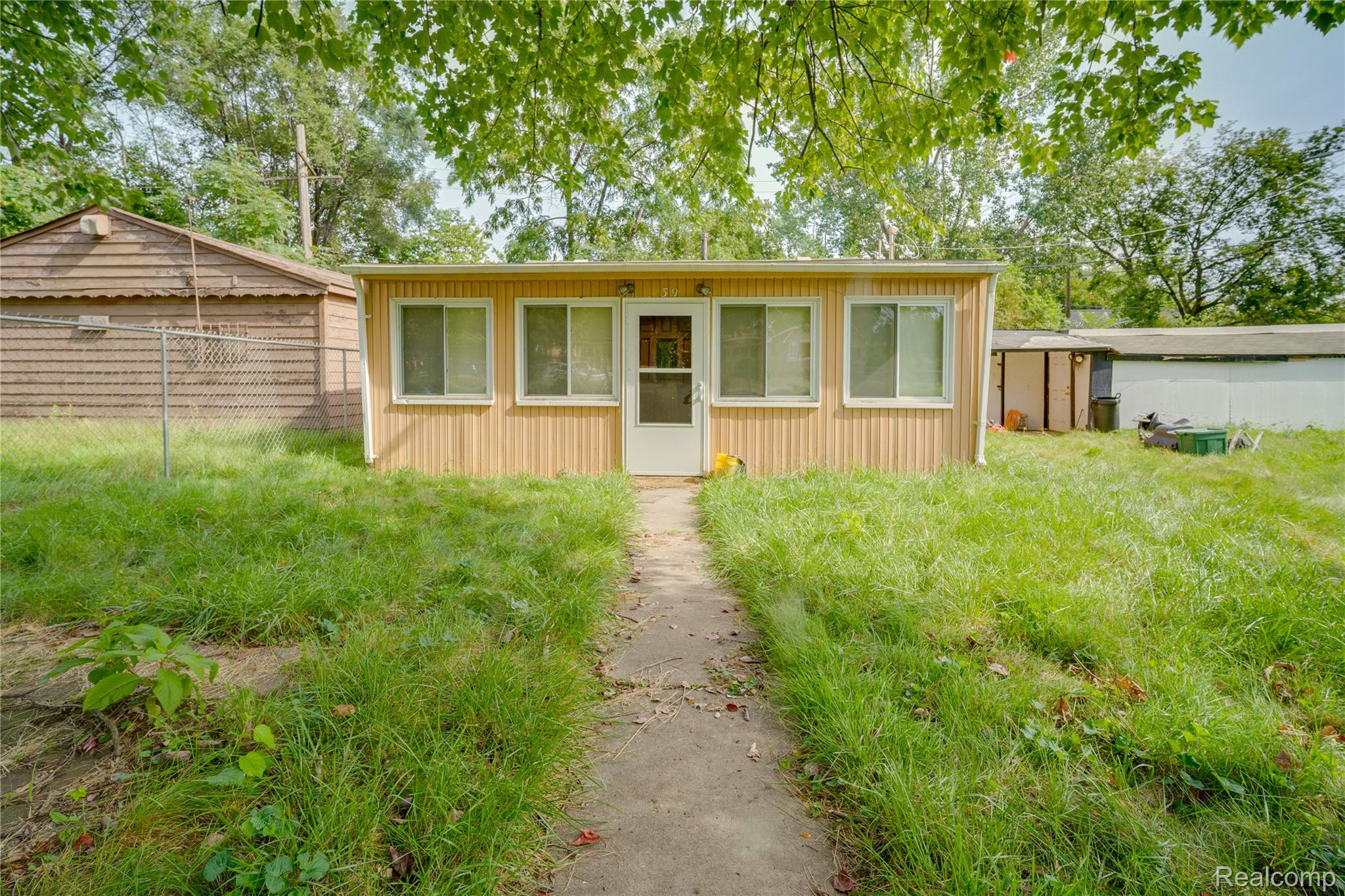 39 Cherrygrove Street Property Photo 1