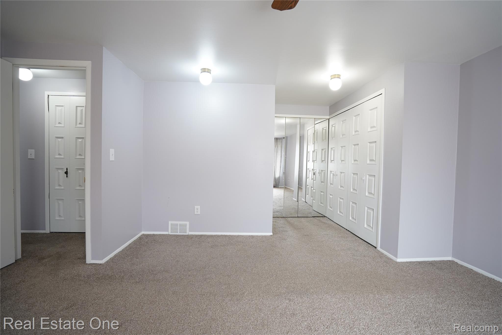 29612 City Center Drive 1 Property Photo 27
