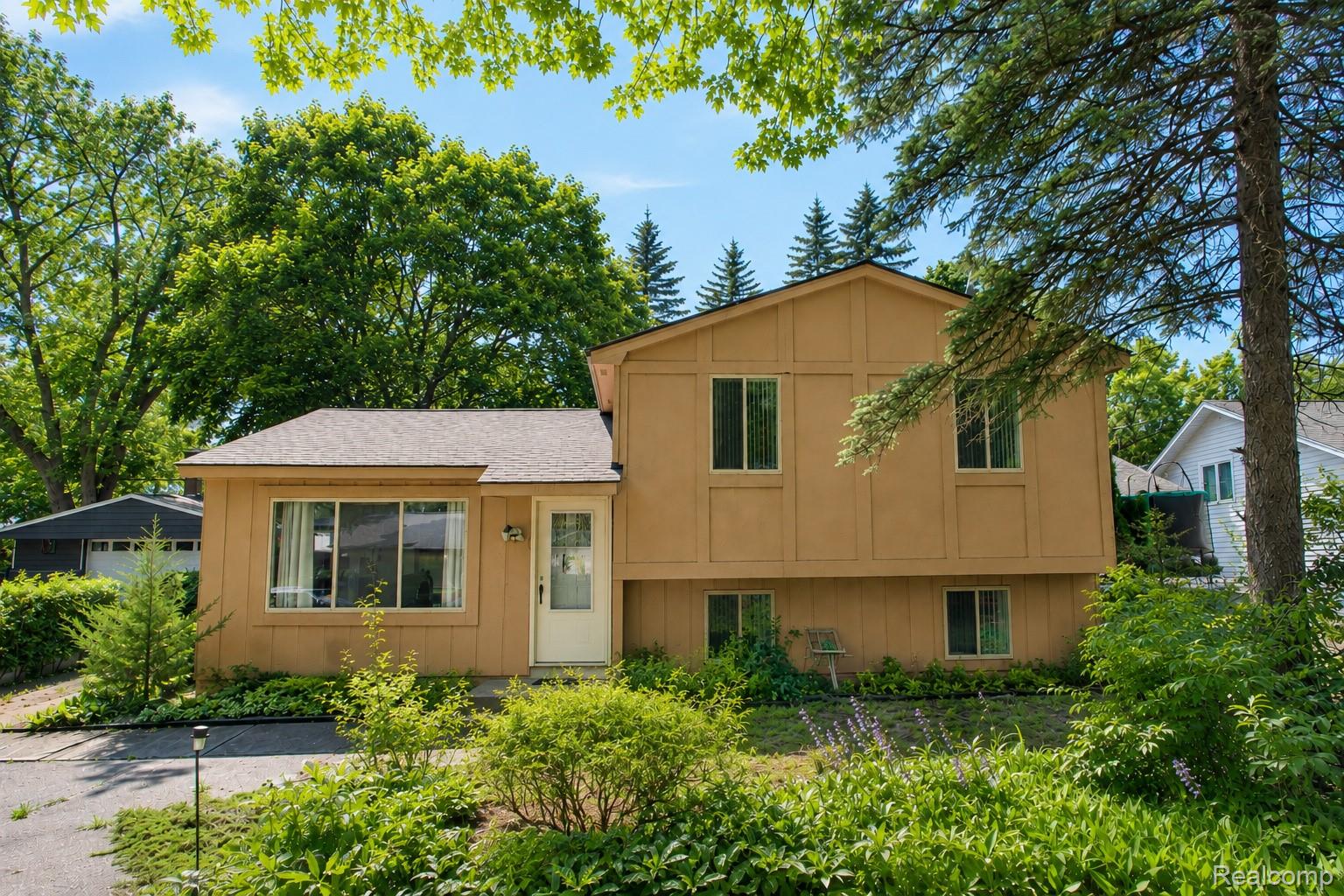 4510 Bethune Court Property Photo 1