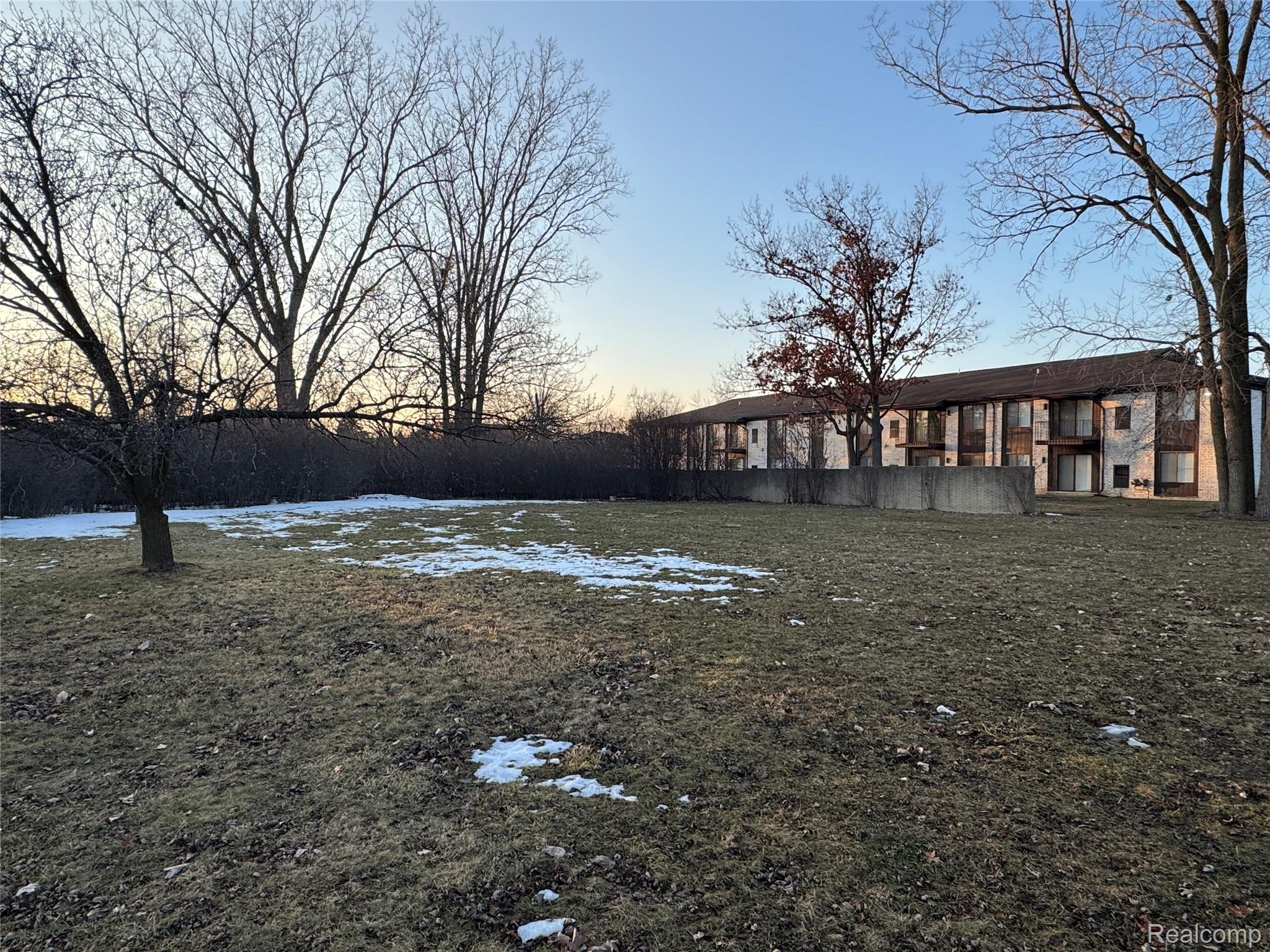 28819 Lahser Road Property Photo 5