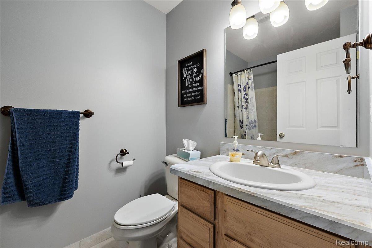 27204 Chantel Drive Property Photo 34