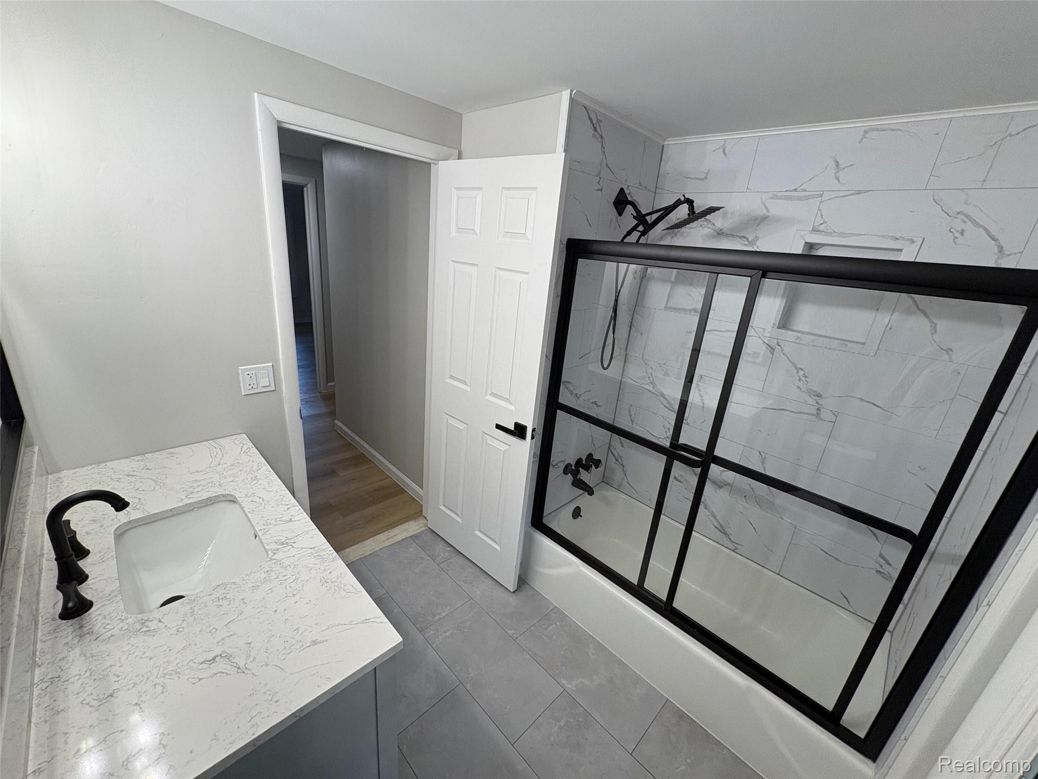 5620 Old Carriage Lane Property Photo 43