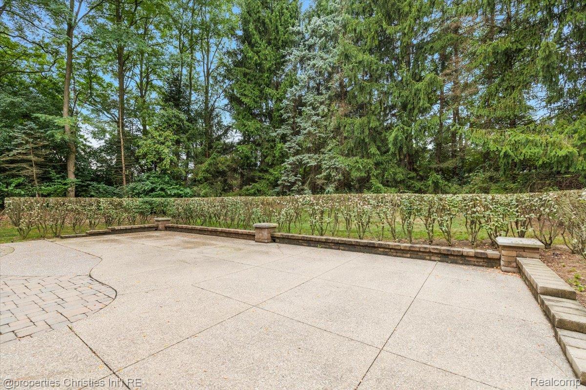 5173 Serena Dr Property Photo 10