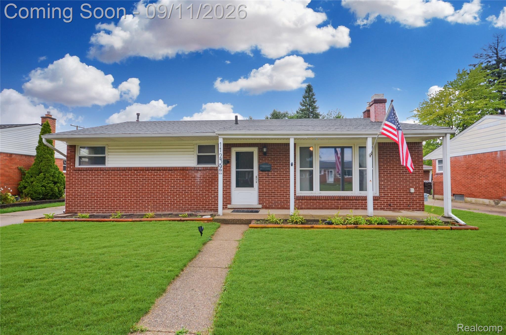 11239 Diamond Drive Property Photo 1