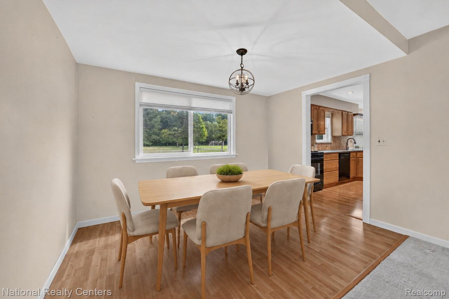 6604 Paul Revere Lane Property Photo 8