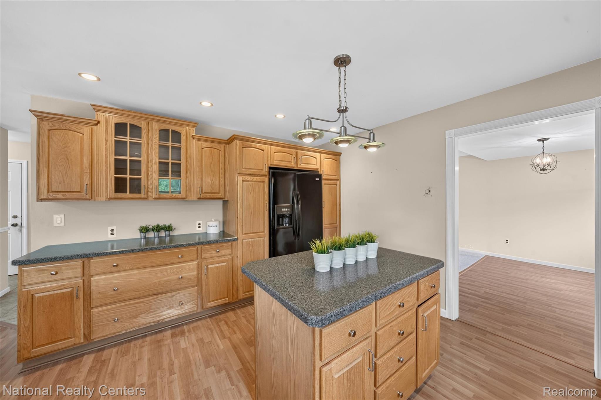 6604 Paul Revere Lane Property Photo 13